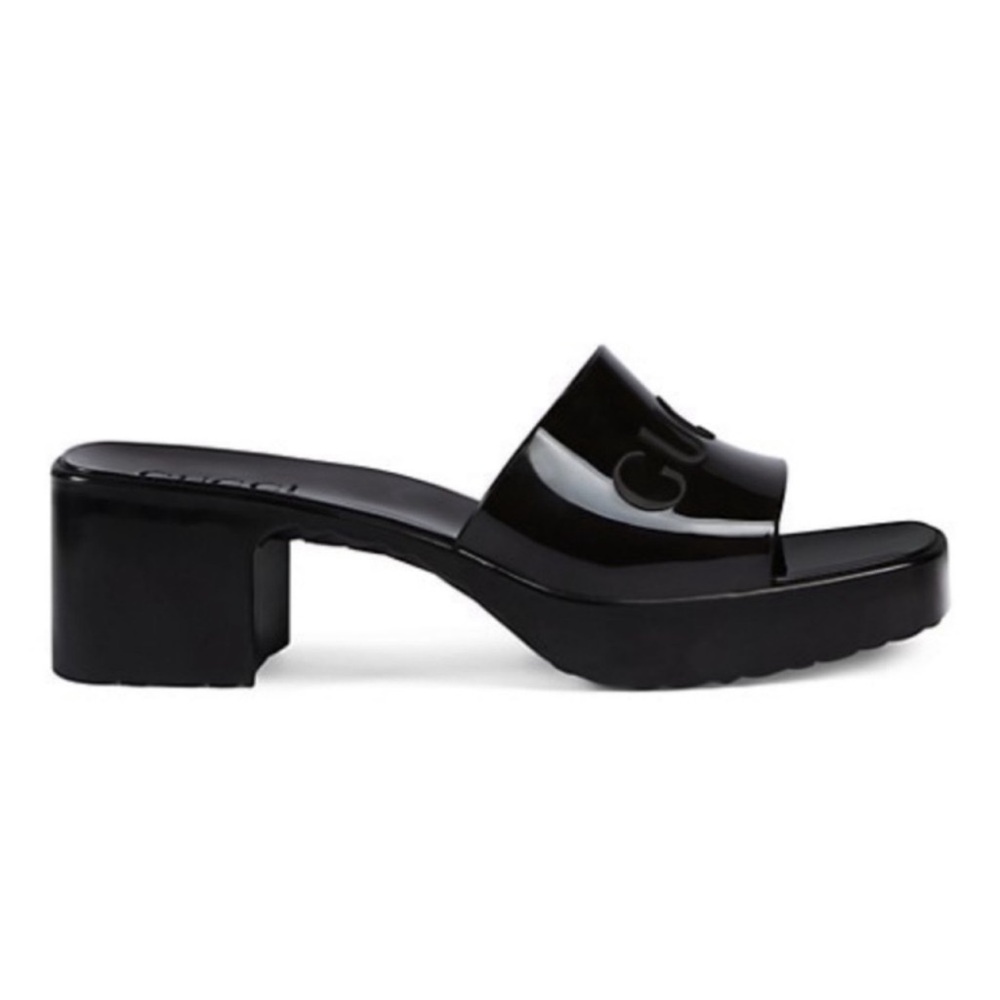 Gucci Rubber Logo Sandal
Size 7